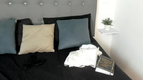 AMATISTA online show from 12-12-24, 02:48