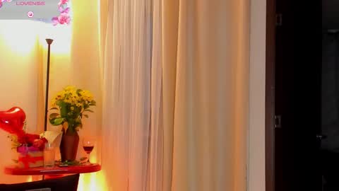 Snapshot of amatistahot1 chatting on 11-14-25, 10:51 Amatista online show from 11-14-25, 10:51