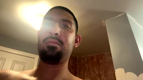 Snapshot of amature59 chatting on 12-20-24, 03:58 Jamesy online show from 12-20-24, 03:58