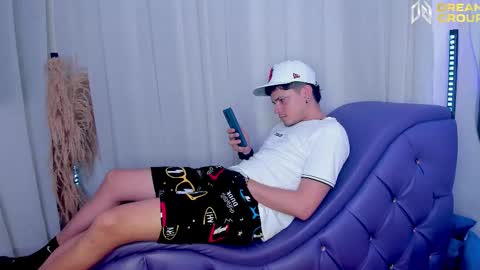 3some HORNY KIMGOOD GIRL LOOKING TO EXPERIENCE ALL KINDS OF SHOW online show from 10-14-25, 08:09