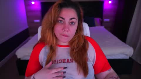 Snapshot of amazonkastar chatting on 09-15-25, 08:42 Ellie online show from 09-15-25, 08:42