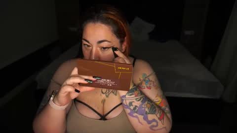 Snapshot of amazonkastar chatting on 11-25-25, 11:05 Ellie online show from 11-25-25, 11:05