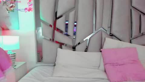   online show from 02-24-25, 12:30