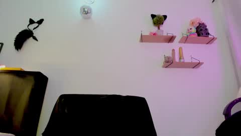 Snapshot of ambar_fitness88 chatting on 03-12-25, 01:08 Ambar fitness88 online show from 03-12-25, 01:08