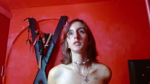 Snapshot of ambar_roux1 chatting on 03-12-25, 05:02 ambar_roux1 online show from 03-12-25, 05:02