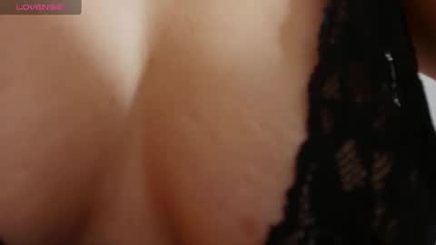 Ambar  online show from 02-11-25, 03:40