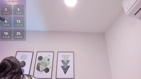 ambarevans_ online show from 09-24-25, 11:24