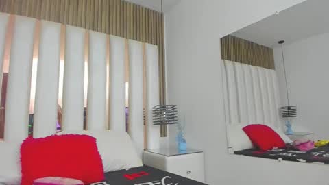 AmbarGills online show from 01-06-26, 01:04