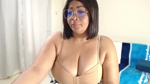  Amber Sofhia  online show from 02-02-25, 07:04