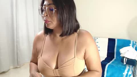  Amber Sofhia  online show from 02-02-25, 10:06