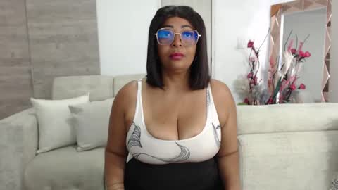  Amber Sofhia  online show from 11-22-25, 09:25