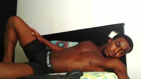 Snapshot of ambartxsex chatting on 10-08-25, 04:15 ambartxsex online show from 10-08-25, 04:15