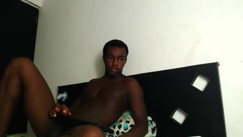 Snapshot of ambartxsex chatting on 10-16-25, 02:29 ambartxsex online show from 10-16-25, 02:29