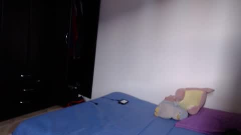 ambel_rose online show from 11-13-25, 08:41