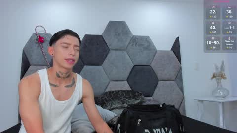 Amber  online show from 01-22-25, 01:42