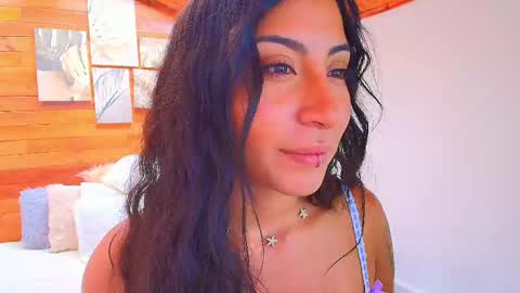 amber_curly online show from 10-01-25, 09:10