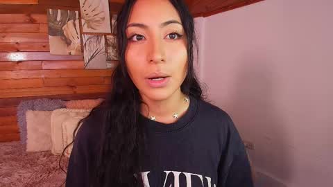 Snapshot of amber_curly chatting on 11-20-25, 07:13 amber_curly online show from 11-20-25, 07:13