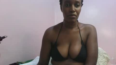 Snapshot of amber_cutie2 chatting on 11-08-25, 07:01 amber_cutie2 online show from 11-08-25, 07:01