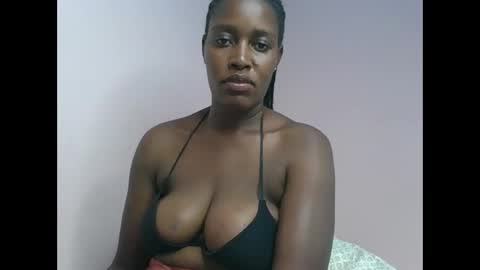 Snapshot of amber_cutie2 chatting on 02-19-26, 02:46 amber_cutie2 online show from 02-19-26, 02:46