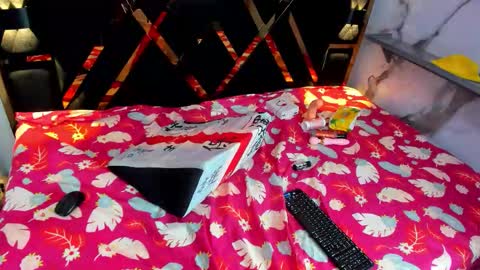 Amber online show from 02-12-26, 02:17