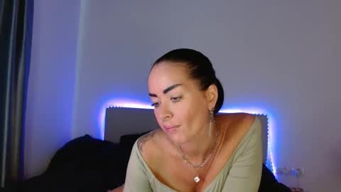 Amber online show from 01-21-25, 02:22