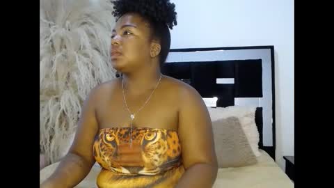 Snapshot of amberblazzee chatting on 10-22-25, 12:05 Amberblazzee online show from 10-22-25, 12:05