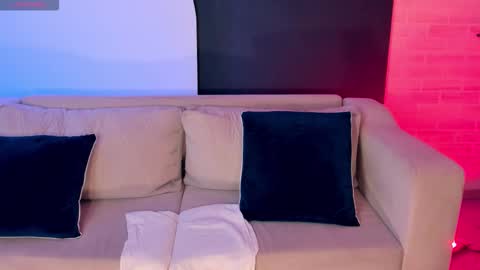 Amber Fox online show from 11-24-25, 02:50