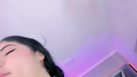 Amber  online show from 10-23-25, 12:04