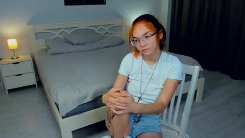 Snapshot of amberlyconda chatting on 10-10-25, 06:01 Sofia online show from 10-10-25, 06:01