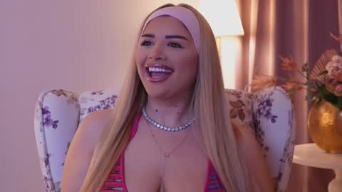 Amberseyes online show from 02-18-25, 07:54