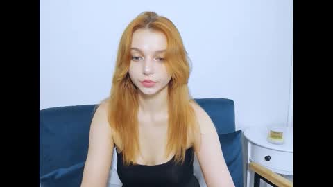 Amber online show from 10-22-25, 06:02