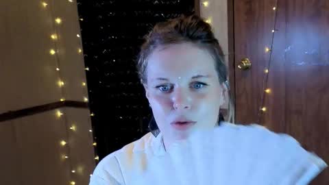 Snapshot of ambertease0 chatting on 11-24-25, 12:21 Amber TEASE Your favorite next-door distraction online show from 11-24-25, 12:21