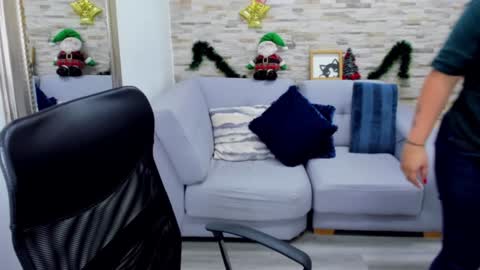 Amber online show from 01-04-25, 04:12