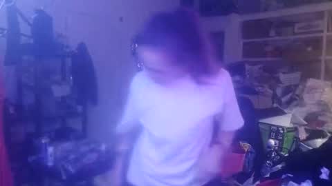 Snapshot of ambionce chatting on 11-23-25, 11:32 ambionce online show from 11-23-25, 11:32