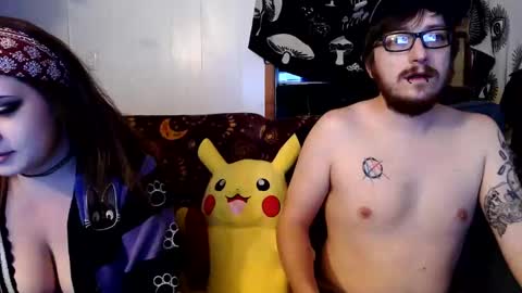 Snapshot of amburlicious chatting on 10-18-25, 03:53 amburlicious online show from 10-18-25, 03:53