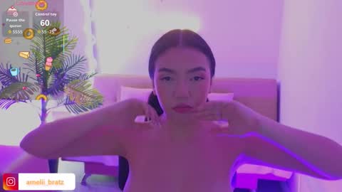 AMELIA online show from 10-24-25, 11:39