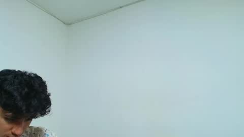 Amelia  Lucas online show from 01-22-25, 01:10