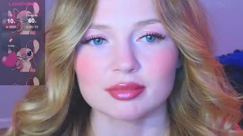 Snapshot of ameli_jeff chatting on 09-09-25, 06:18 ameli_jeff online show from 09-09-25, 06:18