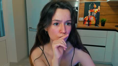 Eileen online show from 01-05-25, 01:04