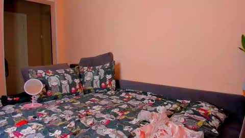 Eileen online show from 10-25-25, 07:08