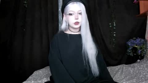 Amelia online show from 11-01-25, 07:38