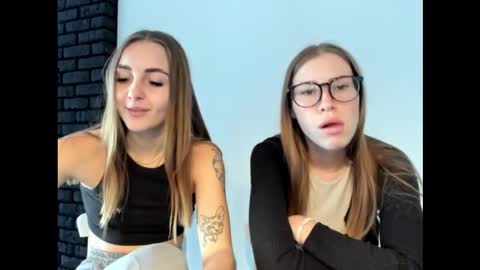 amelia_gold9 online show from 09-29-25, 11:59