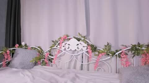 Anna online show from 02-20-26, 09:43