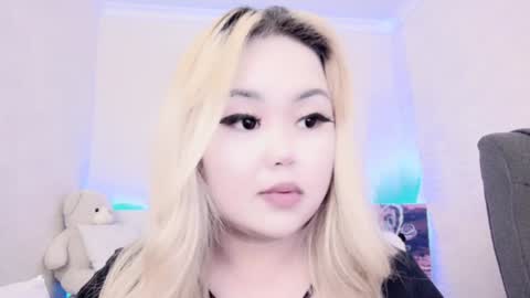 Snapshot of amelia_sunlight chatting on 01-22-25, 12:38 Amelia online show from 01-22-25, 12:38