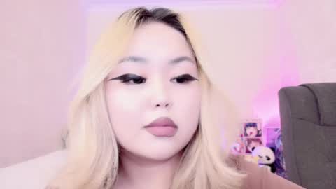 Snapshot of amelia_sunlight chatting on 02-10-25, 12:30 Amelia online show from 02-10-25, 12:30