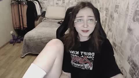 Amelia online show from 12-04-24, 03:21