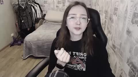 Amelia online show from 12-07-24, 12:24