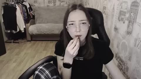 Amelia online show from 01-10-25, 05:02