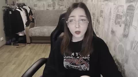 Amelia online show from 01-17-25, 03:32