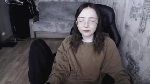 Amelia online show from 01-19-25, 08:07